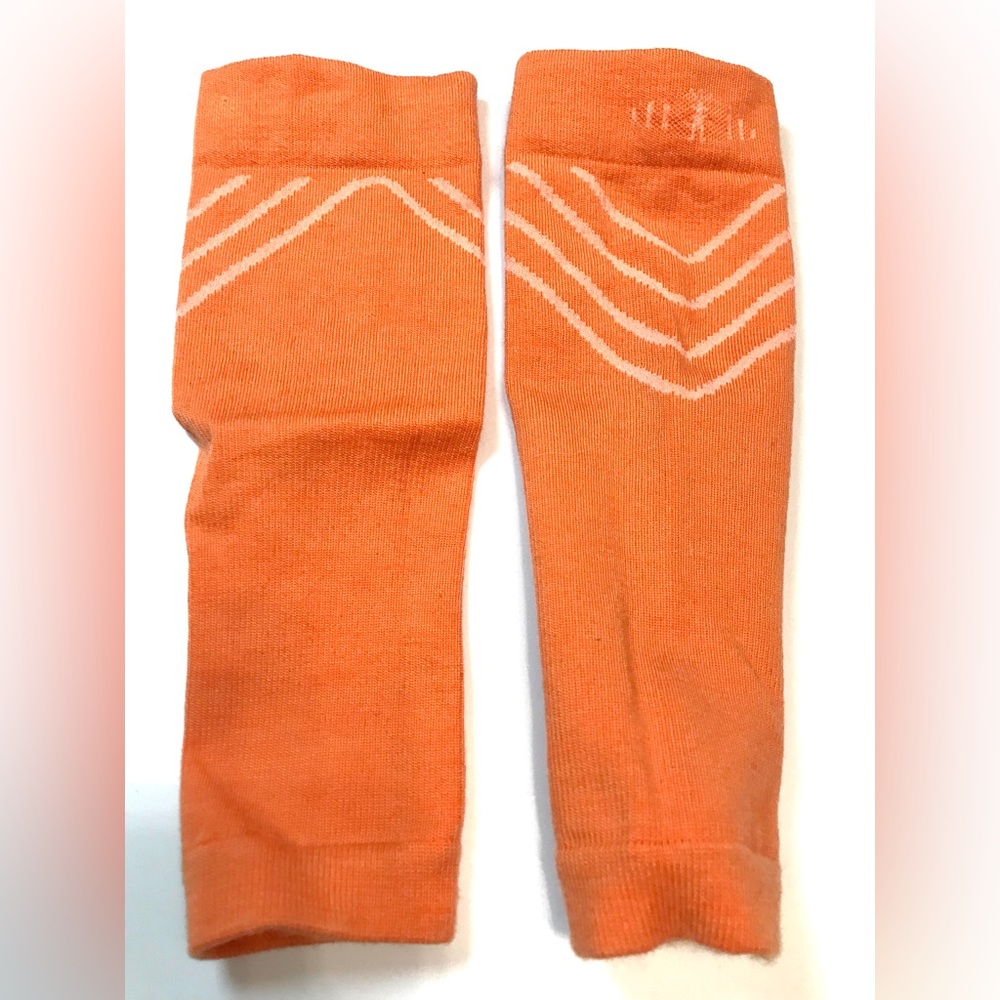 Smartwool PhD Compression Merino Wool Calf Sleeves Size Small in Orange